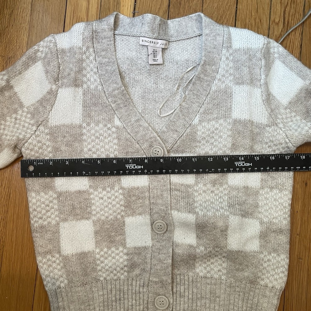 Sincerely Jules Small Oatmeal Cropped Cardigan Sweater Button Front Checker - Picture 7 of 8